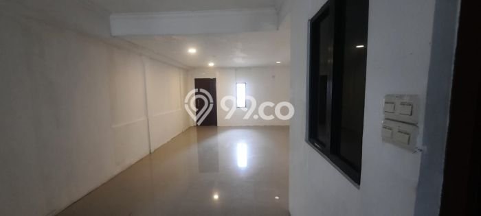 Dijual! Ruko di Muara Karang Jakarta Utara LT 100m2 / LB 250m2 Kawasan Strategis Dijual! Ruko di Muara Karang Jakarta Utara LT 100m2 / LB 250m2 Kawasan Strategis