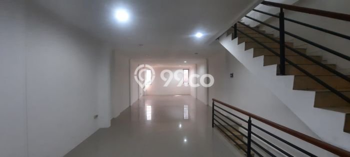 Dijual! Ruko di Muara Karang Jakarta Utara LT 100m2 / LB 250m2 Kawasan Strategis Dijual! Ruko di Muara Karang Jakarta Utara LT 100m2 / LB 250m2 Kawasan Strategis