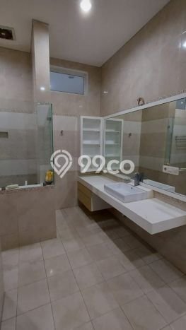 For Sale! Premium House LT 238m2 Desain Elegan di Muara Karang For Sale! Premium House LT 238m2 Desain Elegan di Muara Karang