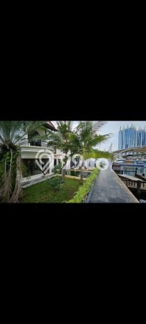 Rumah Kondisi Baik Disewakan di Pantai Mutiara, Jakarta Utara LT 650m2, LB 800m2 Rumah Kondisi Baik Disewakan di Pantai Mutiara, Jakarta Utara LT 650m2, LB 800m2