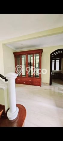 Rumah Kondisi Baik Disewakan di Pantai Mutiara, Jakarta Utara LT 650m2, LB 800m2 Rumah Kondisi Baik Disewakan di Pantai Mutiara, Jakarta Utara LT 650m2, LB 800m2