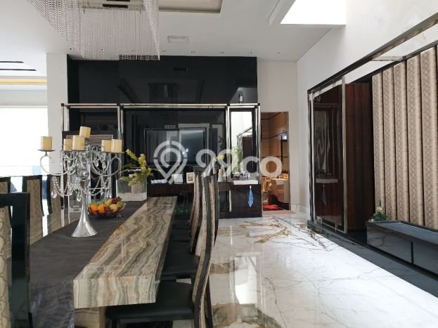 Rumah Luxury Modern Tanpa Renovasi di Pantai Indah Kapuk Jakarta Utara Rumah Luxury Modern Tanpa Renovasi di Pantai Indah Kapuk Jakarta Utara