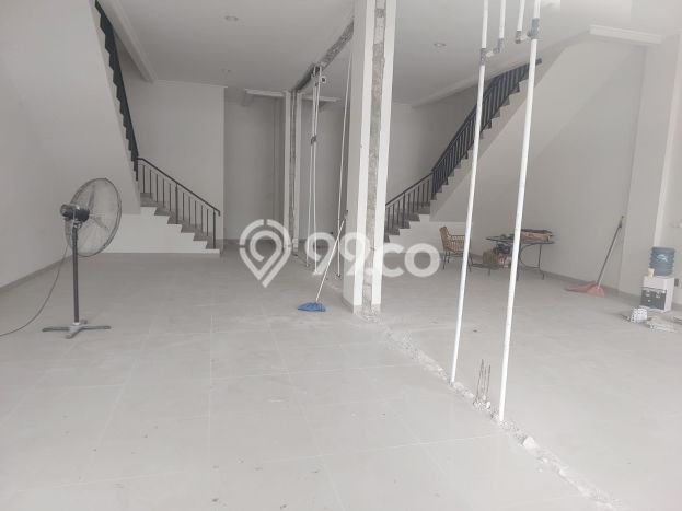 Unit Komersial Disewakan di Jakarta Utara Area Strategis Harga Kompetitif Unit Komersial Disewakan di Jakarta Utara Area Strategis Harga Kompetitif