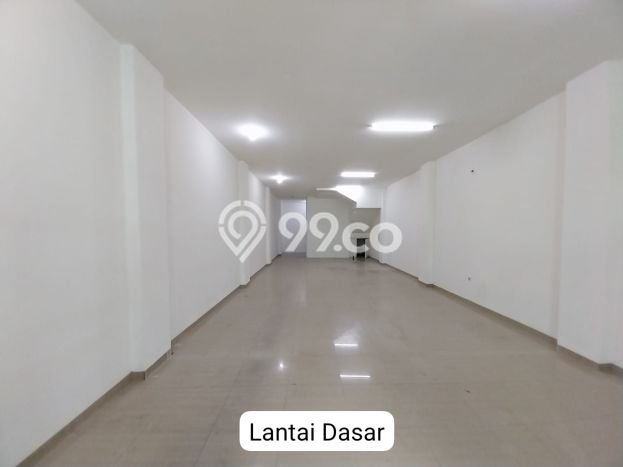 Unit Ruko Disewakan di Muara Karang di Area Ramai & Strategis Unit Ruko Disewakan di Muara Karang di Area Ramai & Strategis