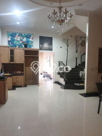 Rumah Mewah LB 375m2 Siap Pakai Desain Elegan di Pluit, Jakarta Utara Rumah Mewah LB 375m2 Siap Pakai Desain Elegan di Pluit, Jakarta Utara
