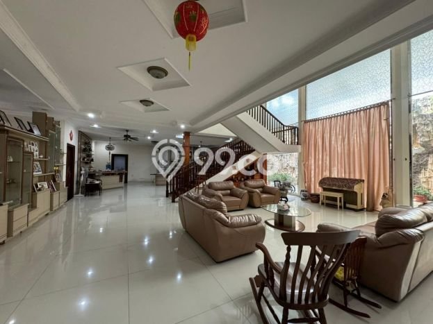 Hunian Mewah LB 810m2 Siap Huni Desain Elegan di Pluit, Jakarta Utara Hunian Mewah LB 810m2 Siap Huni Desain Elegan di Pluit, Jakarta Utara