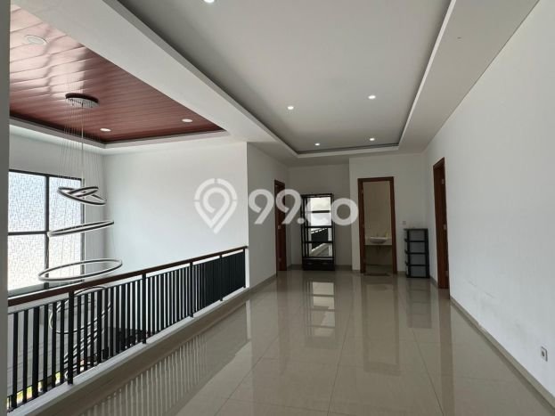 Hot Offer Hunian Premium Ideal dan Luas di Alam Sutera, Tangerang Hot Offer Hunian Premium Ideal dan Luas di Alam Sutera, Tangerang