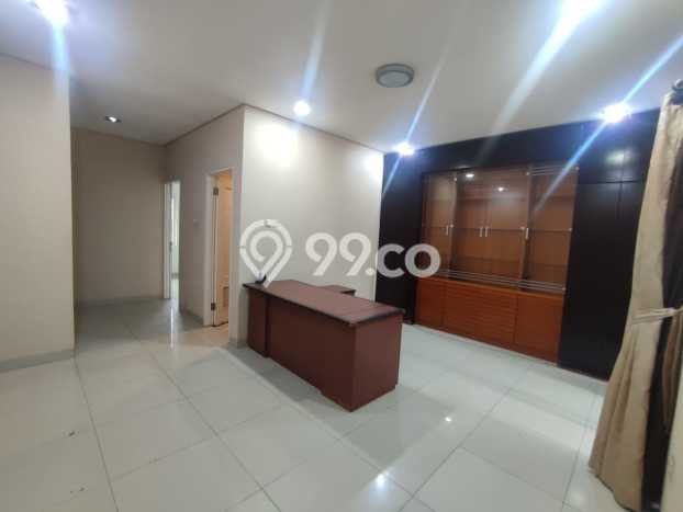BEST LOCATION! Rumah di Pantai Indah Kapuk, Akses ke Stasiun, 5 KM, LT 200m² LB 400m² BEST LOCATION! Rumah di Pantai Indah Kapuk, Akses ke Stasiun, 5 KM, LT 200m² LB 400m²