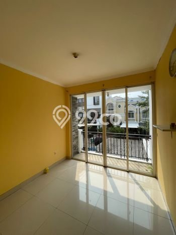 Rumah Strategis dengan 3 Kamar Tidur dan 3 Kamar Mandi di Kawasan Pantai Indah Kapuk, Jakarta Utara Rumah Strategis dengan 3 Kamar Tidur dan 3 Kamar Mandi di Kawasan Pantai Indah Kapuk, Jakarta Utara