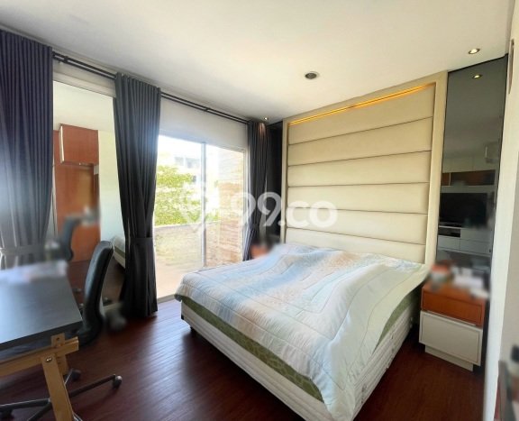 For Sale! Luxury House LT 192m2 Desain Elegan di Pantai Indah Kapuk For Sale! Luxury House LT 192m2 Desain Elegan di Pantai Indah Kapuk
