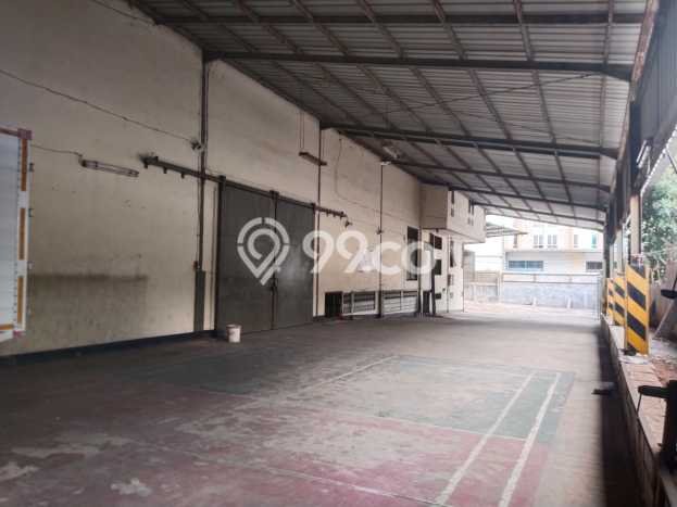 AREA KOMERSIAL! Gudang For Rent di Kapuk, Luas 5162m², Akses Strategis, Siap Operasi AREA KOMERSIAL! Gudang For Rent di Kapuk, Luas 5162m², Akses Strategis, Siap Operasi