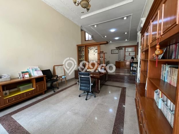 Rumah Elit Modern Tanpa Renovasi di Pantai Indah Kapuk Jakarta Utara Rumah Elit Modern Tanpa Renovasi di Pantai Indah Kapuk Jakarta Utara