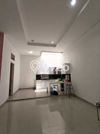 Rumah Luxury Modern Siap Huni di Muara Karang Jakarta Utara Rumah Luxury Modern Siap Huni di Muara Karang Jakarta Utara