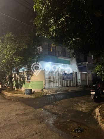 Hunian Mewah LB 315m2 Siap Pakai Desain Elegan di Pluit, Jakarta Utara Hunian Mewah LB 315m2 Siap Pakai Desain Elegan di Pluit, Jakarta Utara