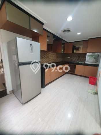 Disewakan! Rumah 4 Kamar Tidur &
5 Kamar Mandi di Pantai Indah Kapuk, Jakarta Utara Disewakan! Rumah 4 Kamar Tidur &
5 Kamar Mandi di Pantai Indah Kapuk, Jakarta Utara