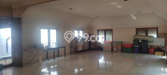 Ruko Dijual di Jakarta Utara LT 240m2 & LB 480m2 Lokasi Terbaik! Ruko Dijual di Jakarta Utara LT 240m2 & LB 480m2 Lokasi Terbaik!