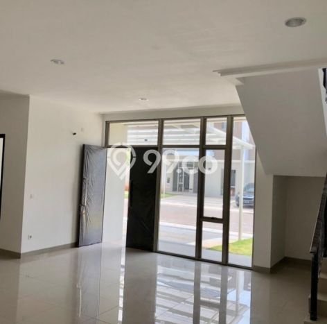 Rumah Luxury Modern Tanpa Renovasi di Pantai Indah Kapuk 2 Jakarta Utara Rumah Luxury Modern Tanpa Renovasi di Pantai Indah Kapuk 2 Jakarta Utara