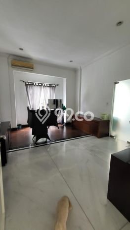 Hunian Modern Disewakan di Pantai Indah Kapuk Jakarta Utara 4 KT & 4 KM Hunian Modern Disewakan di Pantai Indah Kapuk Jakarta Utara 4 KT & 4 KM