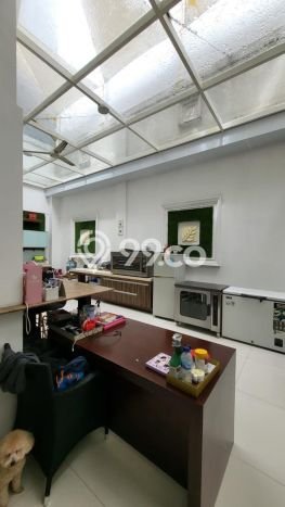 Hunian Modern Disewakan di Pantai Indah Kapuk Jakarta Utara 4 KT & 4 KM Hunian Modern Disewakan di Pantai Indah Kapuk Jakarta Utara 4 KT & 4 KM