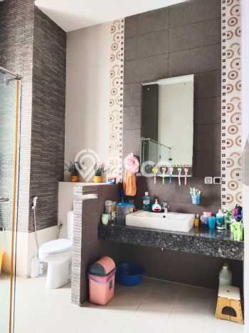 Siap Huni Rumah Minimalis & Modern LB 555m2 di Pantai Indah Kapuk Siap Huni Rumah Minimalis & Modern LB 555m2 di Pantai Indah Kapuk