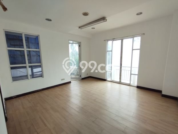 Rumah Mewah LB 650m2 Siap Pakai Desain Elegan di Pluit, Jakarta Utara Rumah Mewah LB 650m2 Siap Pakai Desain Elegan di Pluit, Jakarta Utara