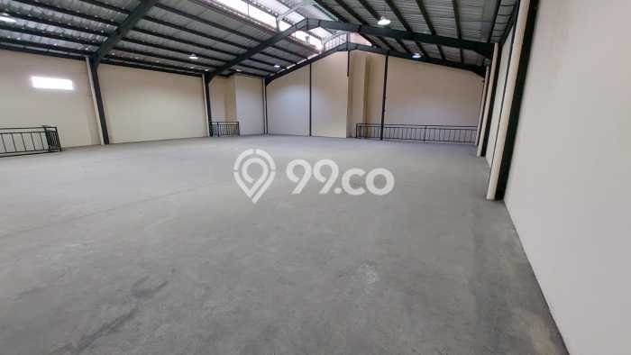 Unit Gudang Tersedia di Bandengan Spesifikasi LB 1425m2 Unit Gudang Tersedia di Bandengan Spesifikasi LB 1425m2