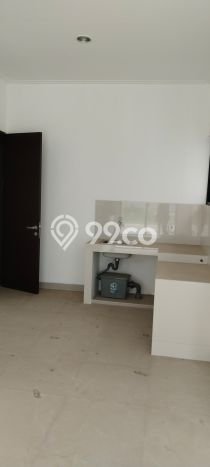 Rumah Elit Modern Tanpa Renovasi di Pantai Indah Kapuk 2 Jakarta Utara Rumah Elit Modern Tanpa Renovasi di Pantai Indah Kapuk 2 Jakarta Utara