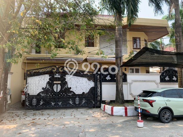 Rumah Mewah LB 480m2 Siap Pakai Desain Elegan di Muara Karang, Jakarta Utara Rumah Mewah LB 480m2 Siap Pakai Desain Elegan di Muara Karang, Jakarta Utara