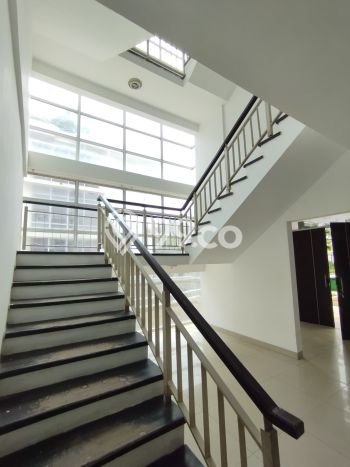 Rumah Mewah LB 650m2 Siap Pakai Desain Elegan di Pluit, Jakarta Utara Rumah Mewah LB 650m2 Siap Pakai Desain Elegan di Pluit, Jakarta Utara
