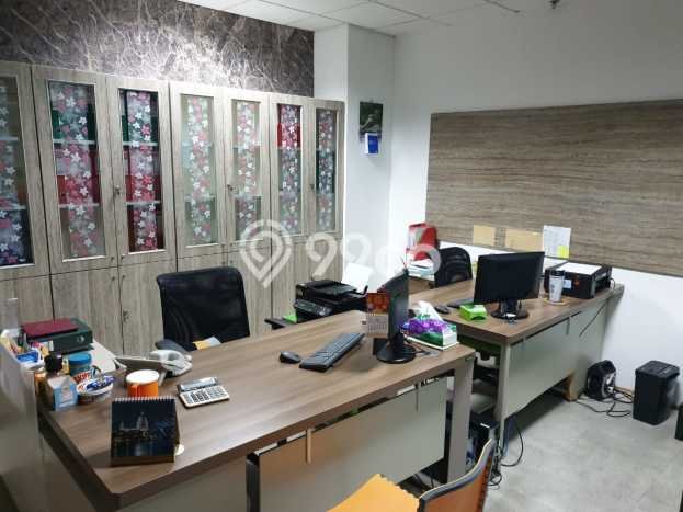 Unit Kantor Dijual di Jakarta Utara LT 100m2 & LB 514m2 Unit Kantor Dijual di Jakarta Utara LT 100m2 & LB 514m2