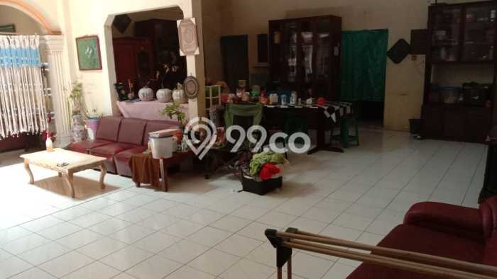 Rumah Mewah LB 550m2 Siap Huni Desain Elegan di Jatiwaringin, Bekasi Rumah Mewah LB 550m2 Siap Huni Desain Elegan di Jatiwaringin, Bekasi