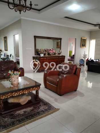 Ready to Use! Luxury House LT 565m2 Desain Modern di Kayu Putih Ready to Use! Luxury House LT 565m2 Desain Modern di Kayu Putih