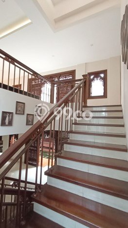 Dijual Rumah Luas Elegan Dengan View Eksklusif di Jaka Sampurna, Bekasi Dijual Rumah Luas Elegan Dengan View Eksklusif di Jaka Sampurna, Bekasi