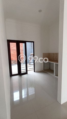 Jual Rumah Eksklusif 4 KT di Jatiwaringin, Bekasi Jual Rumah Eksklusif 4 KT di Jatiwaringin, Bekasi
