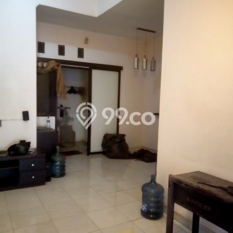 Rumah Luas Asri 3 KT Siap Pakai di Jatiwaringin Bekasi Rumah Luas Asri 3 KT Siap Pakai di Jatiwaringin Bekasi