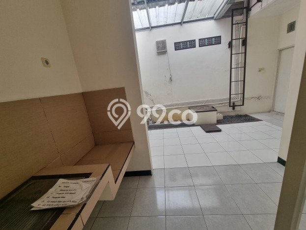 Rumah Luas Asri 2 KT Siap Pakai di Holis Cigondewah Bandung Rumah Luas Asri 2 KT Siap Pakai di Holis Cigondewah Bandung