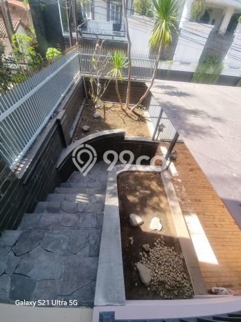 Rumah Luxury Modern Tanpa Renovasi di Setra Sari Bandung Rumah Luxury Modern Tanpa Renovasi di Setra Sari Bandung