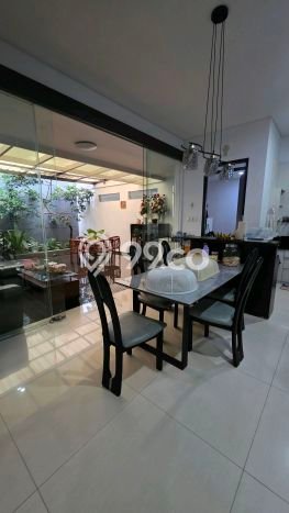 Rumah Luxury Modern Siap Huni di Mekar Wangi Bandung Rumah Luxury Modern Siap Huni di Mekar Wangi Bandung