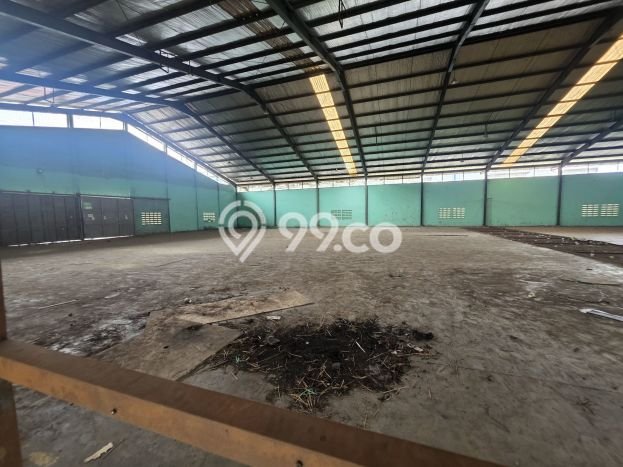 Gudang Bagus Dijual LB 2450m2 Lokasi Strategis Bandung Area Cocok untuk Bisnis Gudang Bagus Dijual LB 2450m2 Lokasi Strategis Bandung Area Cocok untuk Bisnis