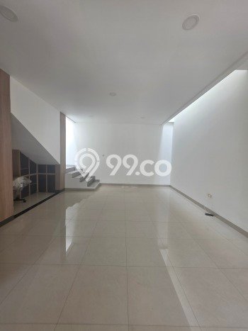For Sale Rumah 4 Kamar Lokasi Ideal Nyaman dan Strategis di Regol For Sale Rumah 4 Kamar Lokasi Ideal Nyaman dan Strategis di Regol