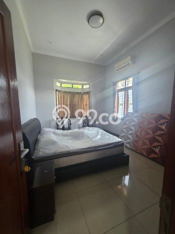 Lokasi strategis! Rumah siap huni dikontrakkan di Padalarang LB 275m2 Lokasi strategis! Rumah siap huni dikontrakkan di Padalarang LB 275m2