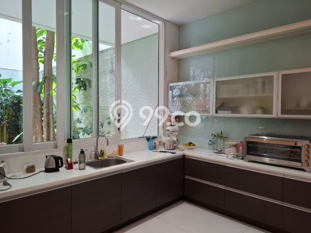 Siap Huni Rumah Mewah 5 Kamar di Kelapa Gading Dekat ke Mana Pun Siap Huni Rumah Mewah 5 Kamar di Kelapa Gading Dekat ke Mana Pun