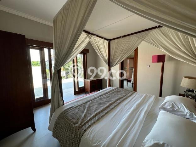 DIJUAL! Vila Kawasan , Luas 200m2m², Lokasi Strategis DIJUAL! Vila Kawasan , Luas 200m2m², Lokasi Strategis