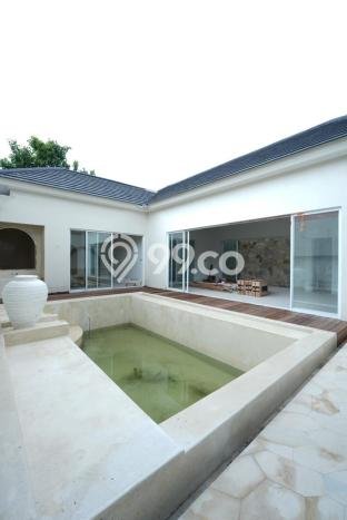 Vila Premium di , Area 250m2m², Lingkungan Asri Vila Premium di , Area 250m2m², Lingkungan Asri