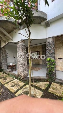 Vila For Rent di , Area 0m2m², Lingkungan Nyaman Vila For Rent di , Area 0m2m², Lingkungan Nyaman