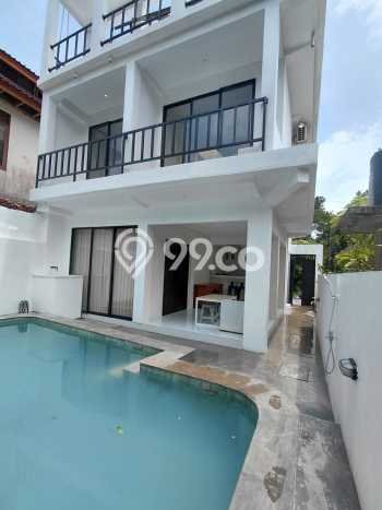 Vila Terawat di , Luas 111m2m², Lokasi Strategis dengan jalan bagus Vila Terawat di , Luas 111m2m², Lokasi Strategis dengan jalan bagus