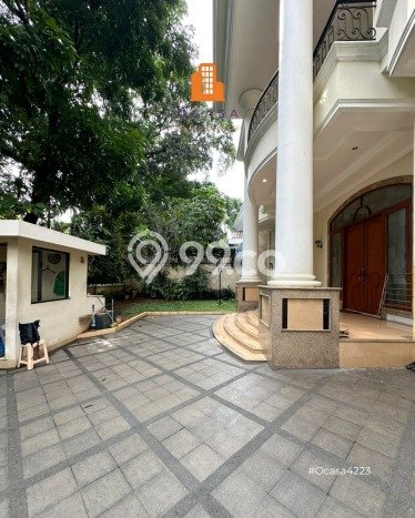 Dijual Rumah Mewah Elegan Dengan View Eksklusif di Pondok Indah, Jakarta Selatan Dijual Rumah Mewah Elegan Dengan View Eksklusif di Pondok Indah, Jakarta Selatan