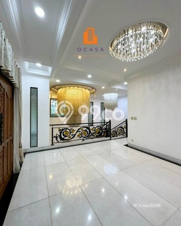 Rumah Mewah LB 700m2 Siap Huni Desain Elegan di Pondok Indah, Jakarta Selatan Rumah Mewah LB 700m2 Siap Huni Desain Elegan di Pondok Indah, Jakarta Selatan