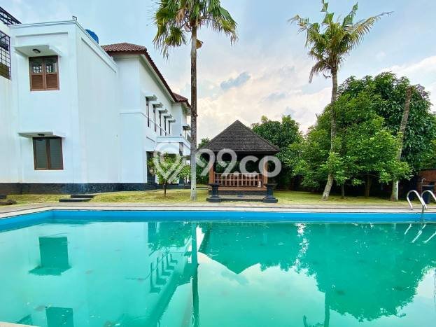 DIJUAL CEPAT! Rumah di Depok II, Depok, Luas 1772m² Bangunan 810m² BISA KPR! DIJUAL CEPAT! Rumah di Depok II, Depok, Luas 1772m² Bangunan 810m² BISA KPR!