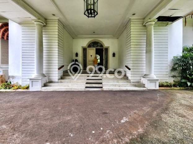 Rumah Strategis di Kemang, Akses ke Kemang, Jakarta Selatan, Jakarta Selatan - 5 KT Rumah Strategis di Kemang, Akses ke Kemang, Jakarta Selatan, Jakarta Selatan - 5 KT